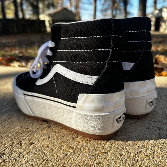 Vans Black High-Top Women's Shoes - Picture 5 of 6